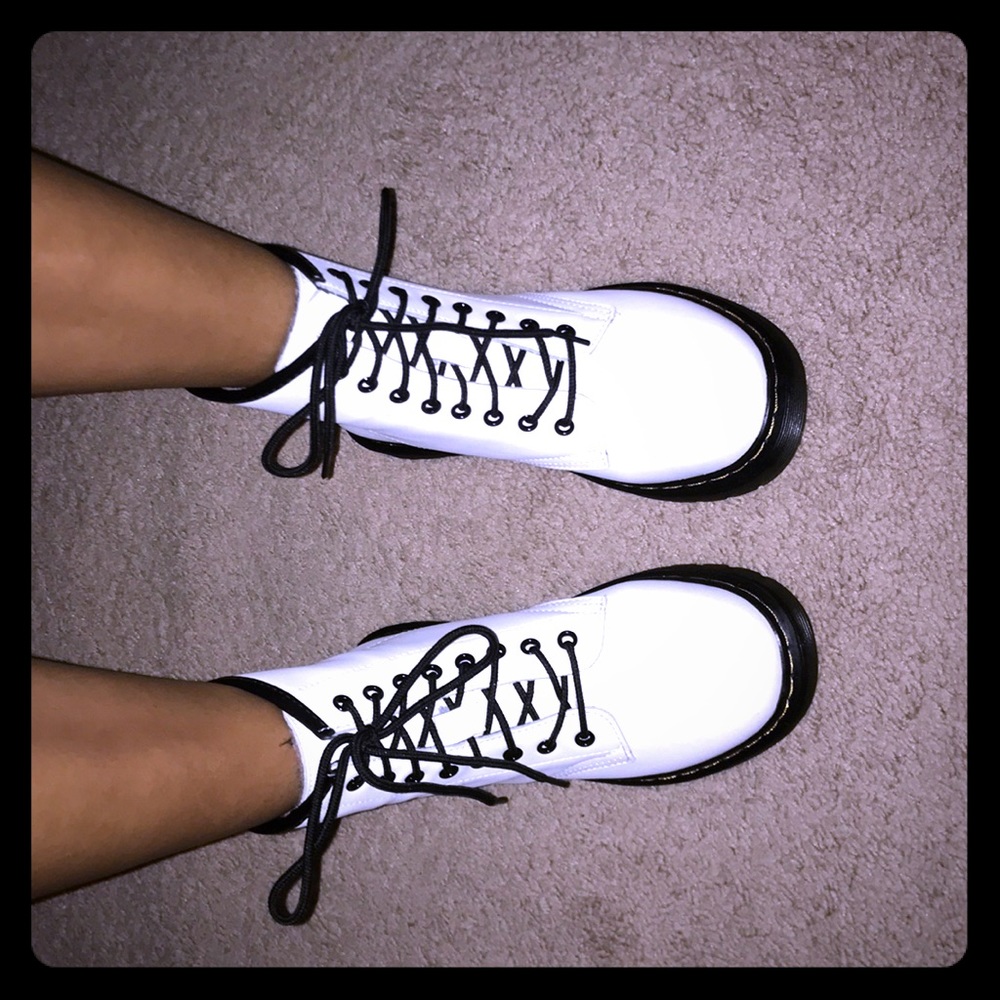 White Doc Marten LOOK A LIKE boots